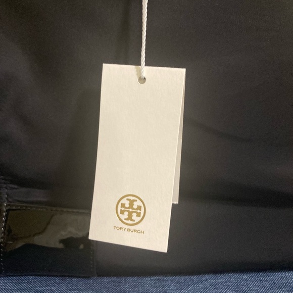 NWT Tory Burch Ella Black Patent Logo Tote with Signature Double T Logo - Picture 15 of 17